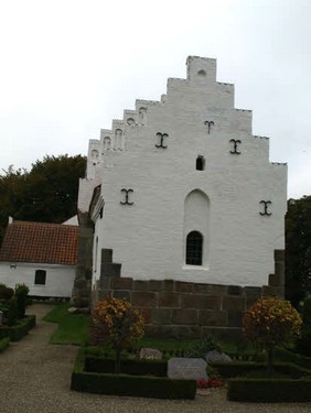 2013 Kirkegårdsvanding i Ellinge billedeserier_34.jpg