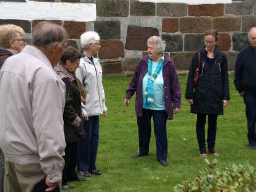 2013 Kirkegårdsvanding i Ellinge billedeserier_54.jpg