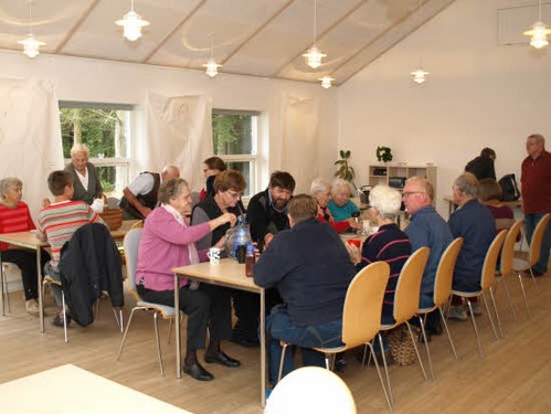 2013 Kirkegårdsvanding i Ellinge billedeserier_58.jpg