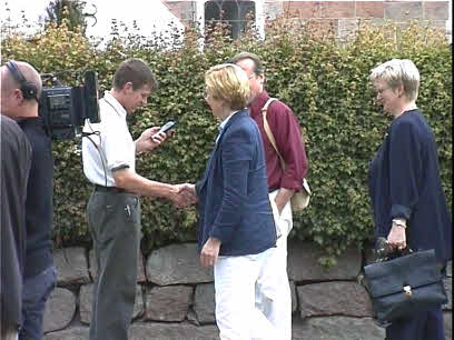 2001 Ministerbesøg billedeserier_07.jpg